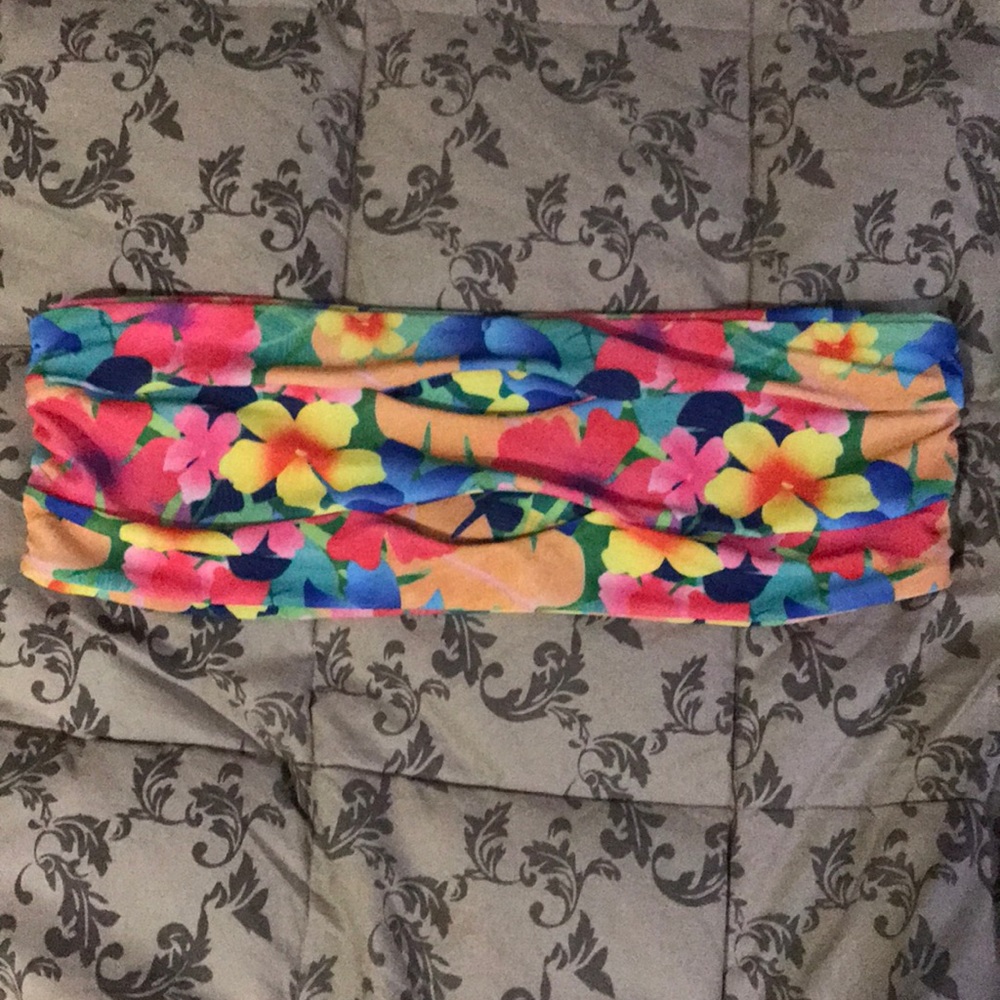 Moana tube bikini top